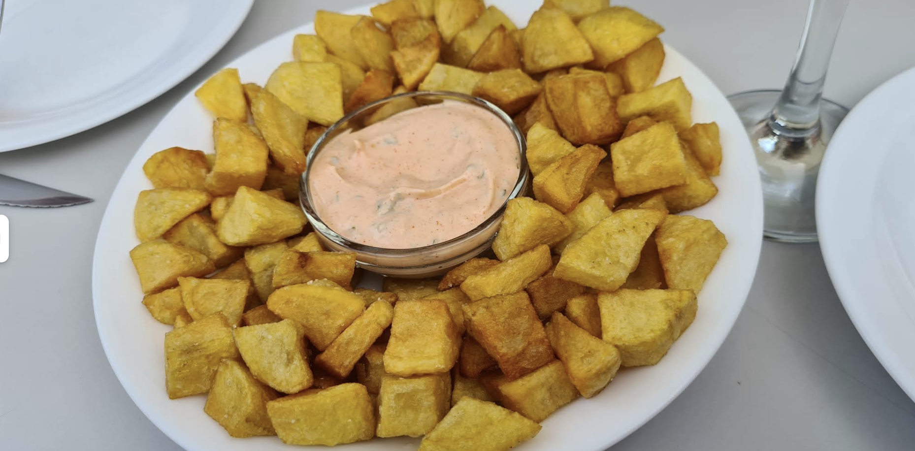 Patatas bravas